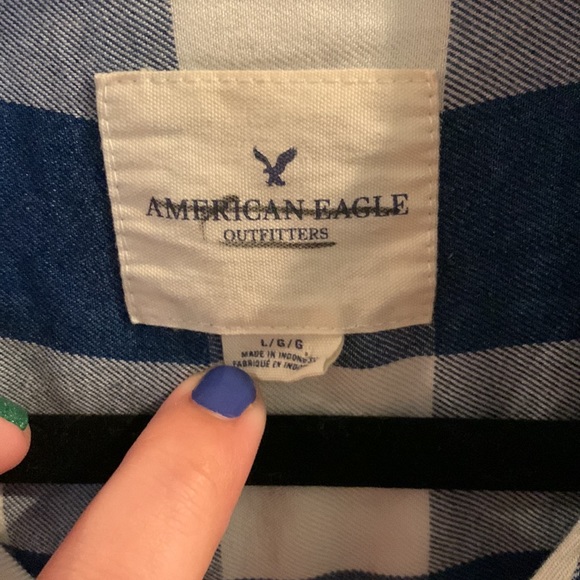 EUC Plaid SS Button Top - Picture 3 of 7